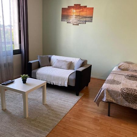 Appart Calme Avec Parking Gratuit Evry-Gregy-sur-Yerre Ngoại thất bức ảnh